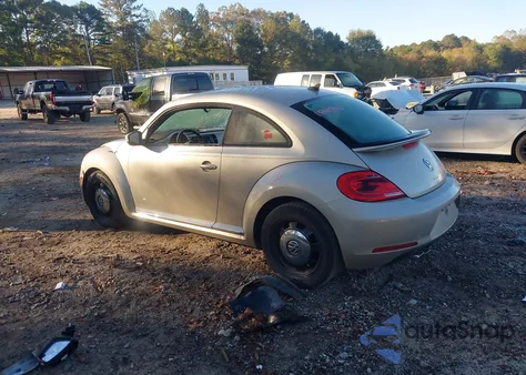 2016 Volkswagen Beetle 1.8T Se z USA, uszkodzony, nr VIN 3VWJ07AT8GM602977